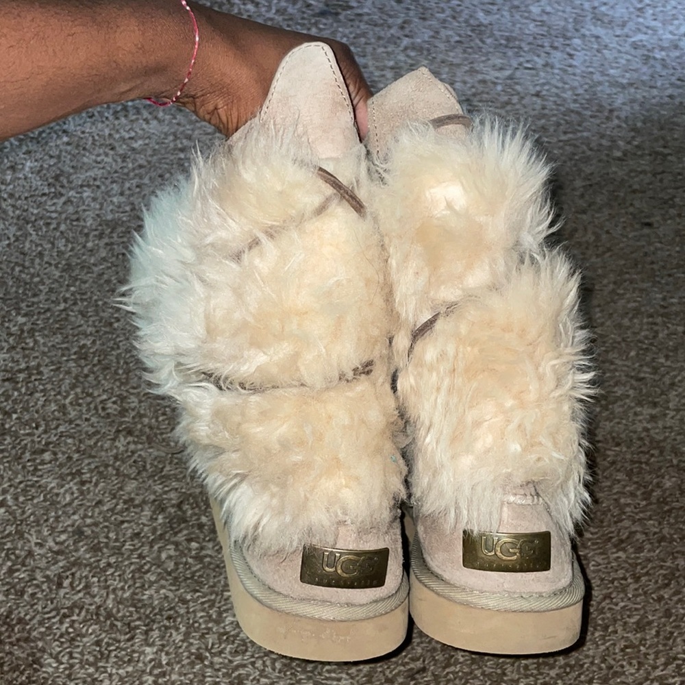UNIQUE furry UGG